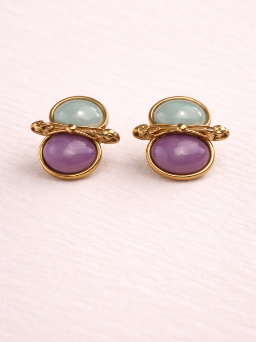 Vintage Cabochon Clip-On Earrings Mint Green & Mauve Gold Tone 80s 90s